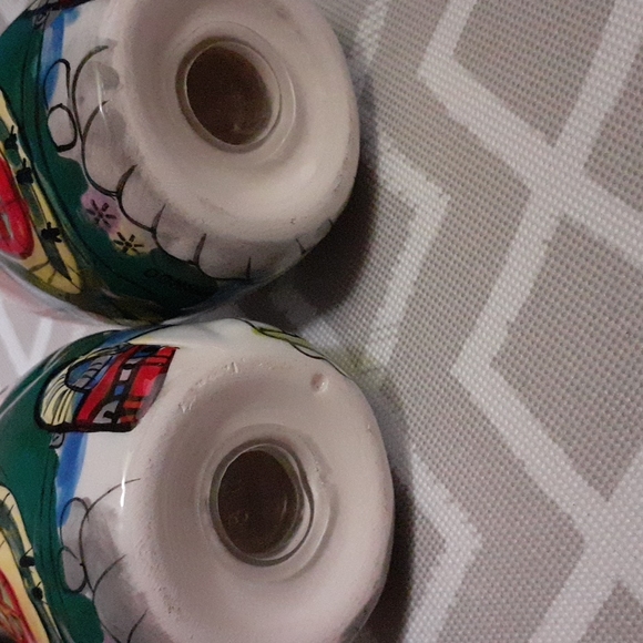 Ridiculous Niagra falls kitsch salt and pepper shakers - Picture 4 of 4